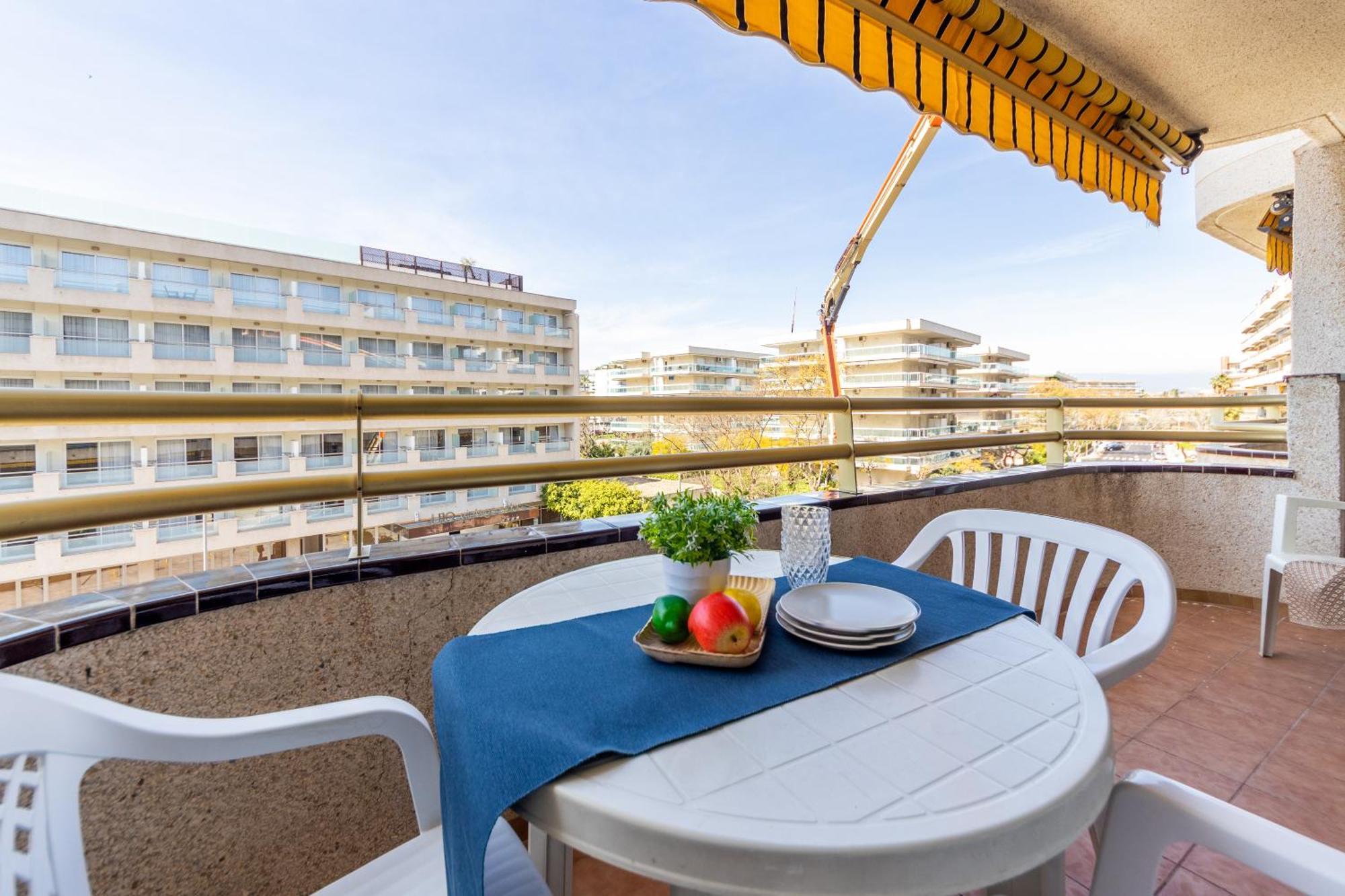 Apartamentos Cordoba Arysal Salou Bagian luar foto