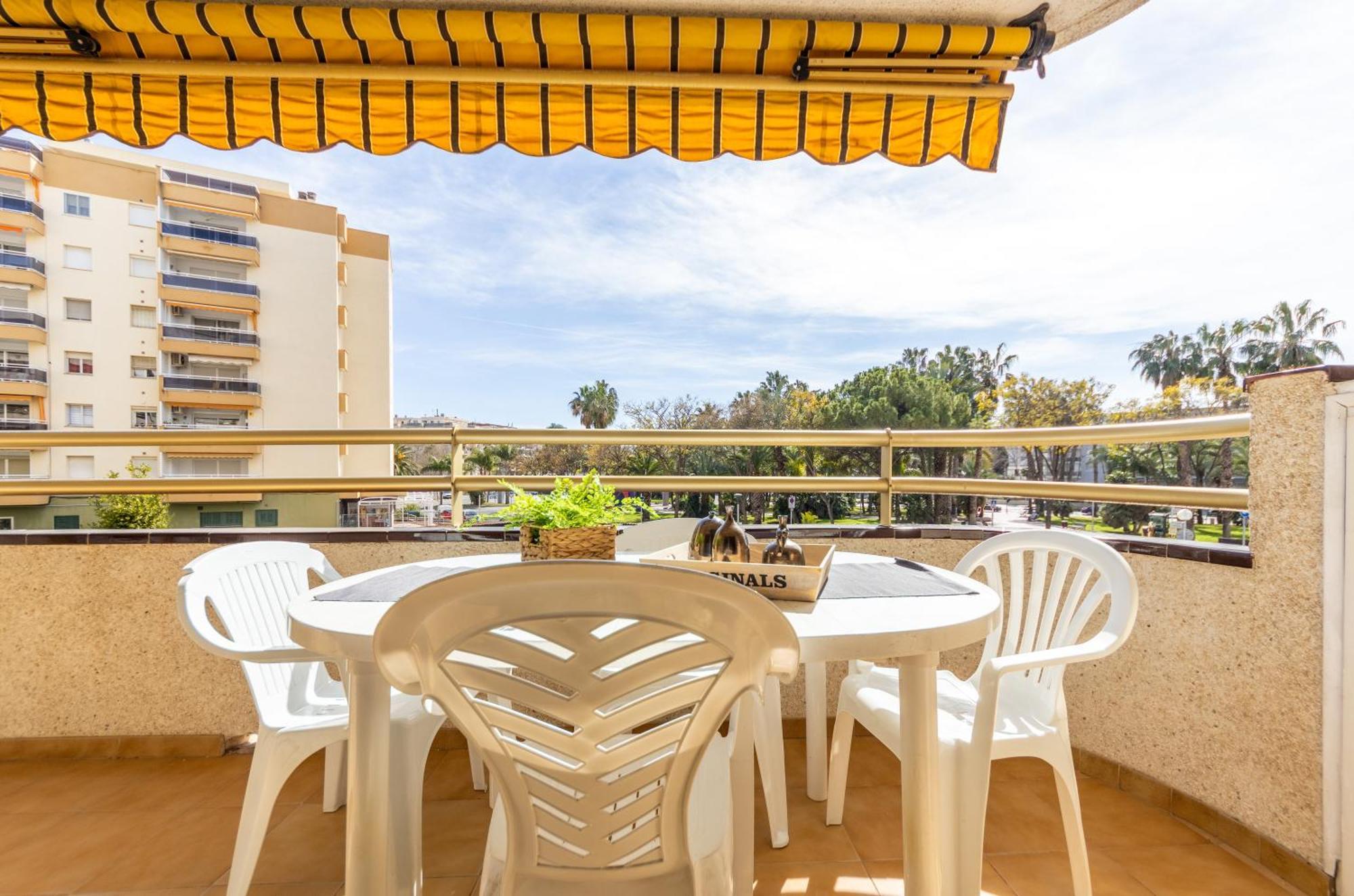 Apartamentos Cordoba Arysal Salou Bagian luar foto